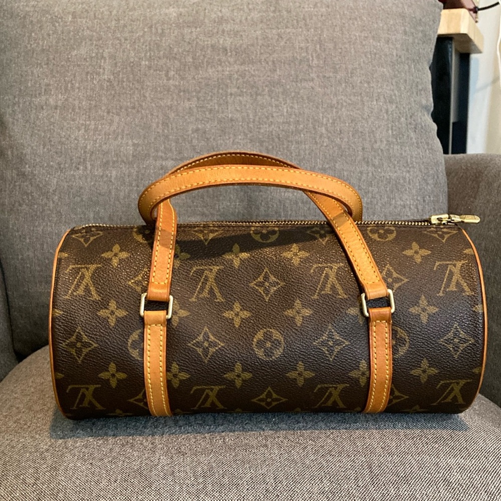 Beautiful Louis Vuitton Papillon-very good vintage condition 10X5X5 - AUTHENTIC